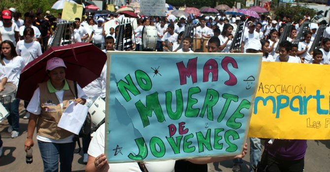 Honduras: marchan por un alto a la violencia