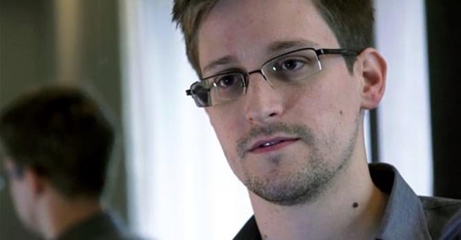 Snowden pedirá asilo en Rusia