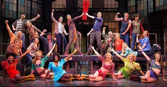 "Kinky Boots" lidera los premios Tony de Broadway