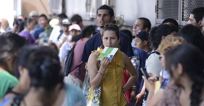 Catedrático mexicano critica reforma migratoria