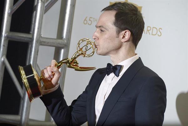 Jim Parsons ganó como Mejor Actor Cómico por "The Big Bang Theory".