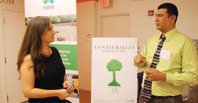 Premian a grupos defensores del medio ambiente en Honduras y México