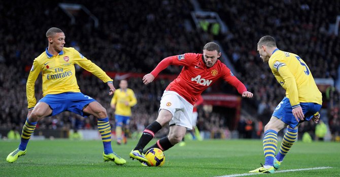 Man-U derrota al Arsenal y sube en la tabla