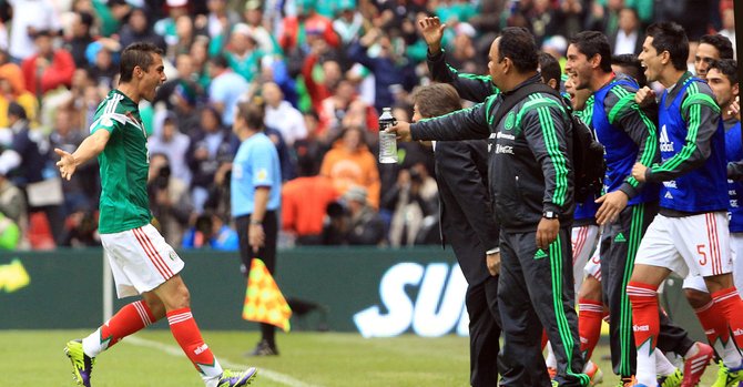 México toca las puertas del Mundial
