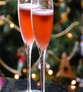 Recetas para Cócteles Espumantes con y sin alcohol para las Fiestas