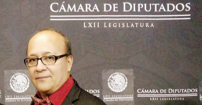 Diputado mexicano viajaría a Marte