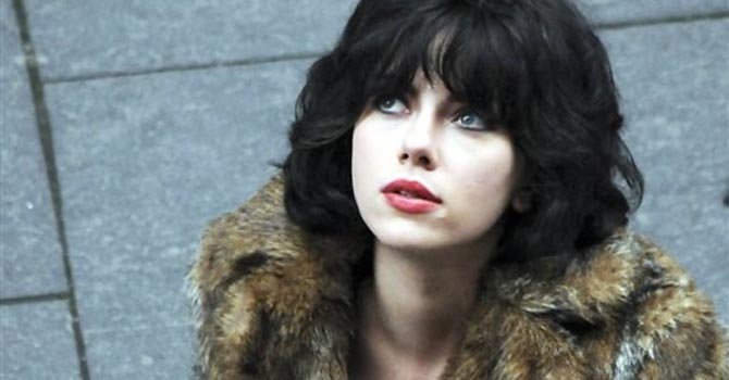Scarlett Johansson rechazó papel transgénero en película Rub & Tug