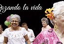 Las actividades del Neighborhood Centers no dejan tiempo a los mayores de 60 años para estar deprimidos o sentirse solos.