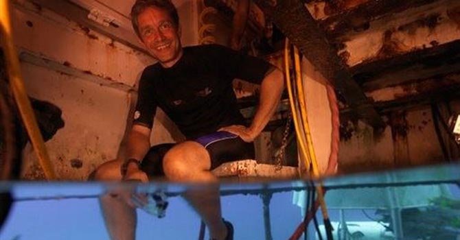 Nieto de Jacques Cousteau en misión submarina