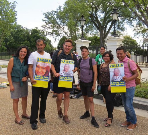 Comunidad LGBT pide más inclusión en tema de inmigración