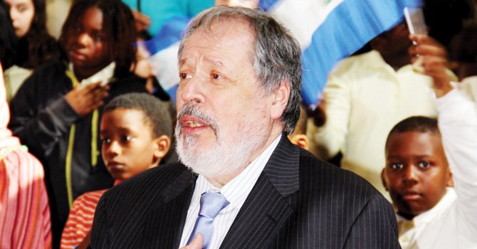 Embajador Altschul regresa a Washington