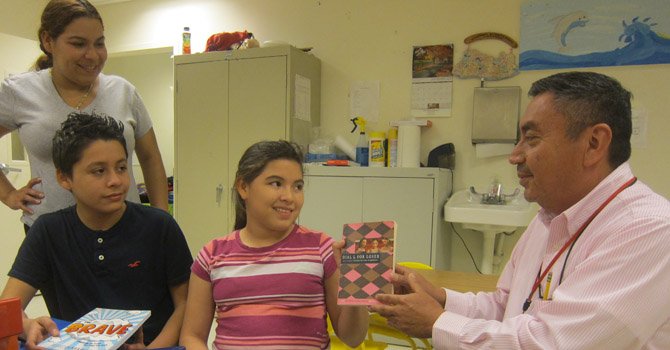 Solidaridad con los niños migrantes en el área de Washington