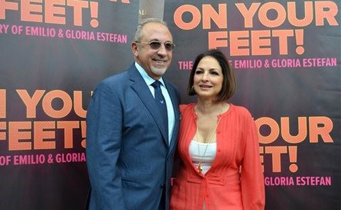 Gloria y Emilio Estefan dan la sorpresa en Miami