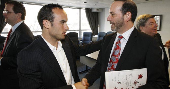 Landon Donovan a un paso de colgar los botines