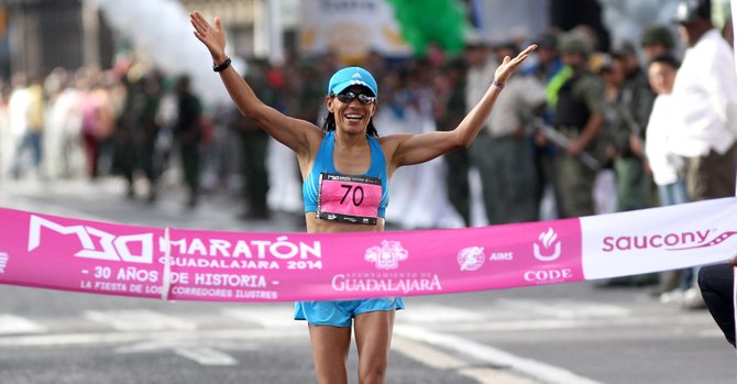 Mexicana gana el Maratón de Guadalajara