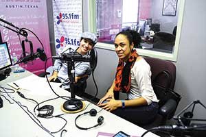 Radio consultas legales en ‘Mundo de Mujer’