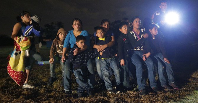 Padres con estatus legal pueden pedir a sus hijos como refugiados