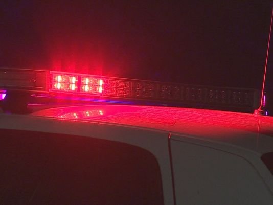 Un hombre está muerto después de que un coche se volcara al Este de Austin