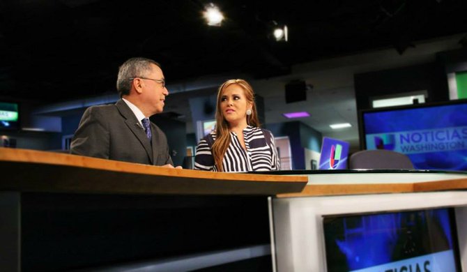 ¿Qué pasa en Univision Washington?: Claudia Uceda tampoco sigue en el noticiero