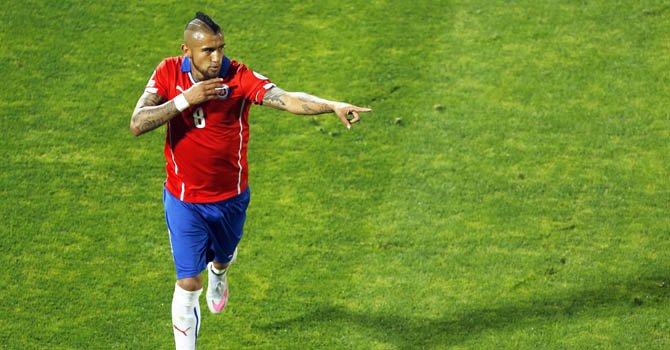Chile vence a Ecuador 2-0 en apertura de la Copa América