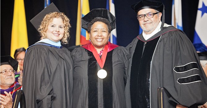 SUAGM: Más que una graduación
