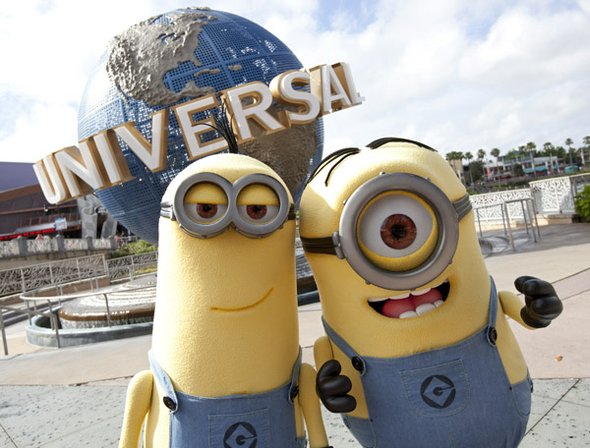 Si sus hijos son fanáticos de estos simpáticos seres color amarillo y le gustaría que tuvieran un encuentro con ellos, en el parque temático Universal de Orlando puede conocerlos.