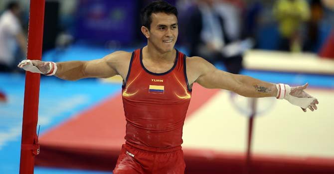 Calvo entra en la historia del deporte colombiano con tres oros panamericanos