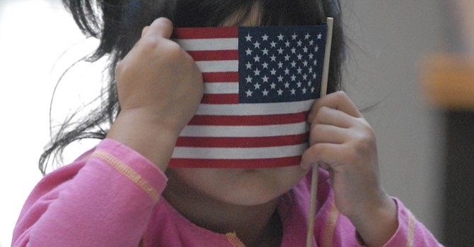 ¿Qué pueden esperar los inmigrantes latinos tras la investidura de Trump?