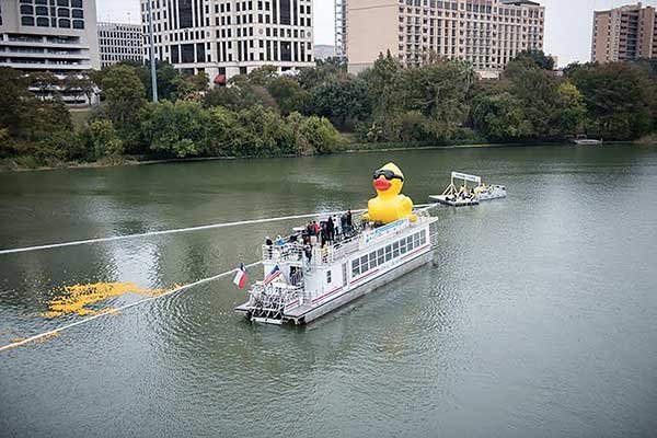Los patos llegan a Austin