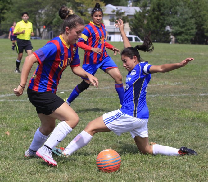 Semifinal de la American Soccer League de Herndon entre Las Coronitas y Hacienda Vieja.
