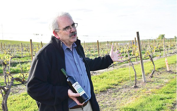 Muy cerca de North Platte se encuentra el viñedo Feather River Vineyards. Tiene un salón para probar y un gazebo donde sentarse afuera en un agradable ambiente rural para disfrutar una botella, una copa o probar sus cerca de 20 vinos. Algunos días tienen música en vivo. (feather-river.com)