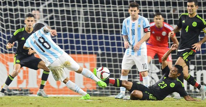 2-2: Messi rescata el empate para Argentina