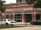 Un estudiante fue arrestado por llevar una pistola de perdigones a la escuela