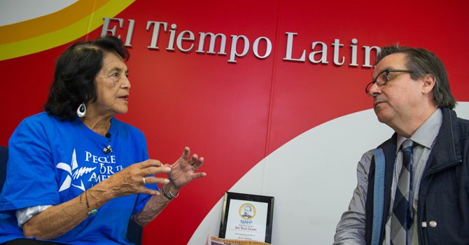 Dolores Huerta: “el voto latino traerá el cambio”