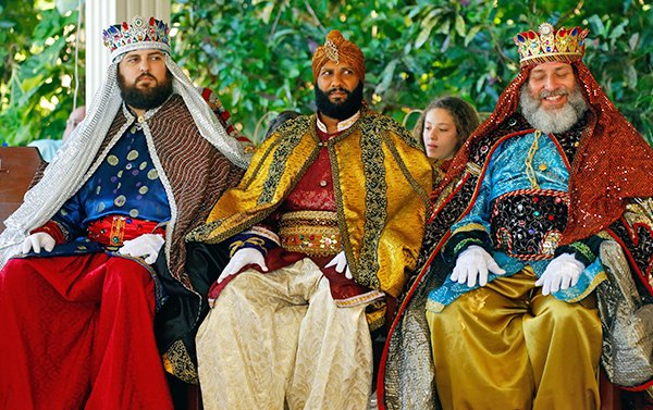 La tradición de los Reyes Magos de Oriente se mantiene arraigada fuertemente en la cultura popular navideña de Puerto Rico a pesar de la expansión de celebraciones llegadas de Estados Unidos.