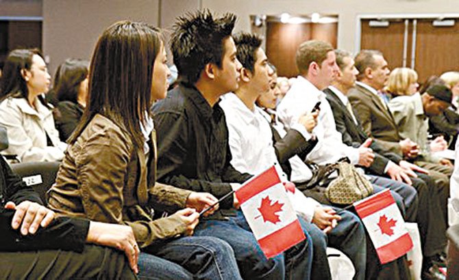  Canadá abre las puertas  a la inmigración legal