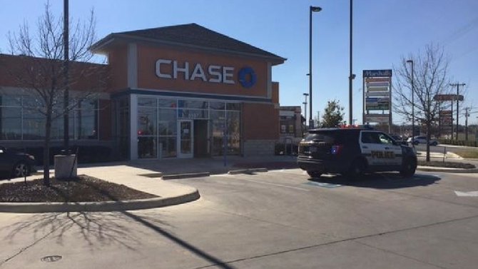 Un robo a un banco fue reportado en el lado norte de la ciudad 