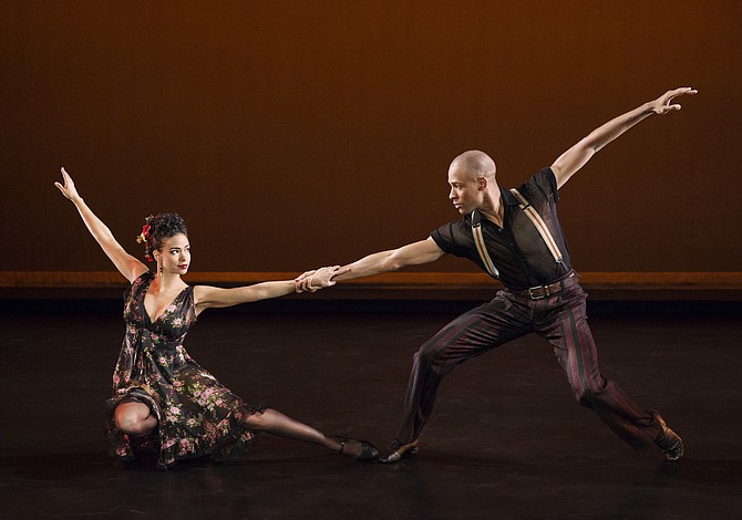 Bailarina dominicana de Lawrence llega a Boston con prestigiosa compañía Alvin Ailey Dance Theater