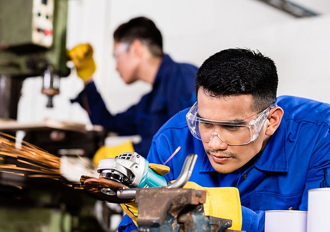 Instituto Benjamin Franklin abre un nuevo programa de Tecnología de la Ingeniería Mecánica