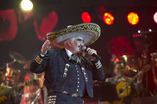 Vicente Fernández se despidió de ...