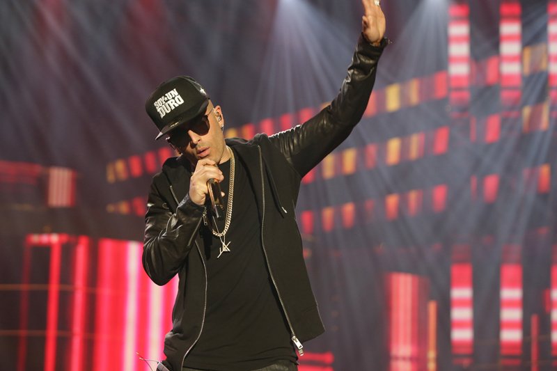 Yandel se ha convertido en un icono de la música urbana y en esta ocasión dara prueba de su talento sobre el escenario.
