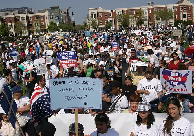 1 MAYO: Marcha por mejores sueldos en Chelsea, East Boston y Everett
