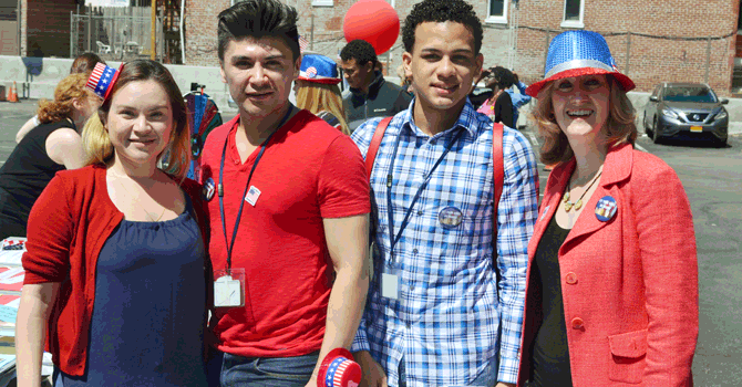 Carlos Rosario impulsa el voto