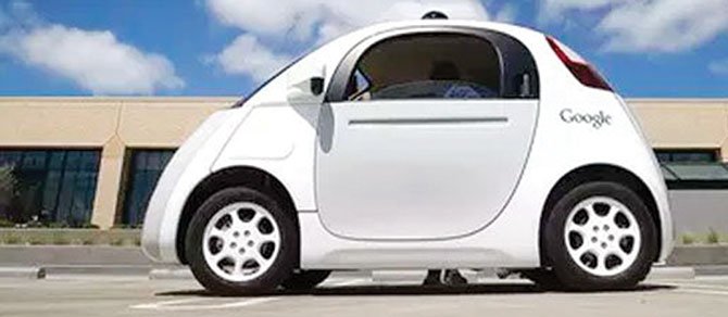 Google prepara centena de vehículos autónomos