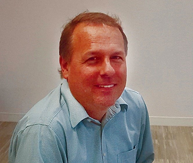Steve J. Pustelnyk, director de relaciones comunitarias de Regional Mobility Authority. 