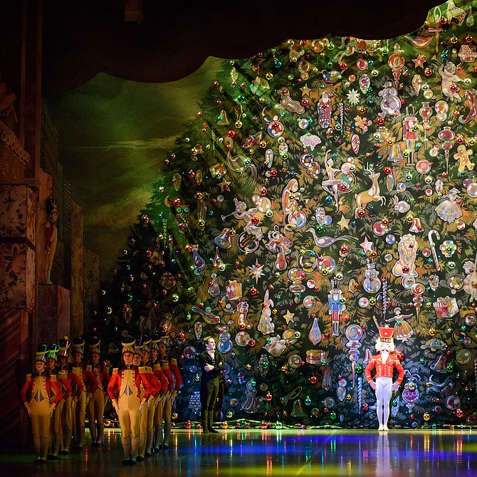 El Cascanueces de Mikko Nissinen, interpretado por Boston Ballet
