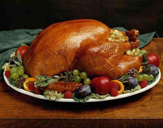 Pavo horneado relleno