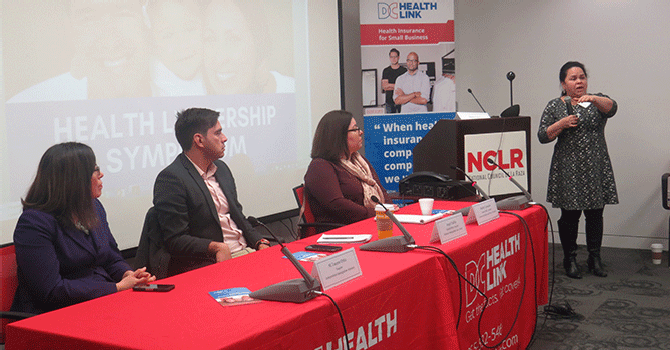 Líderes latinos instan a inscribirse en "Obamacare"