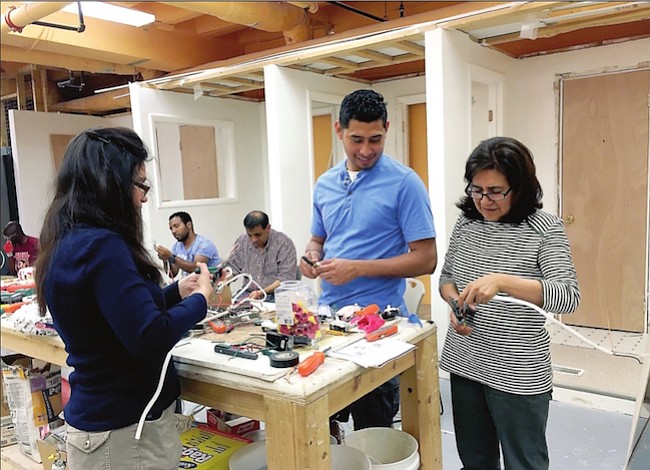 Clases de college para inmigrantes