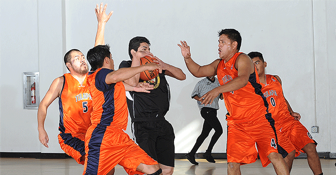 Una Liga de básquetbol de mucha altura